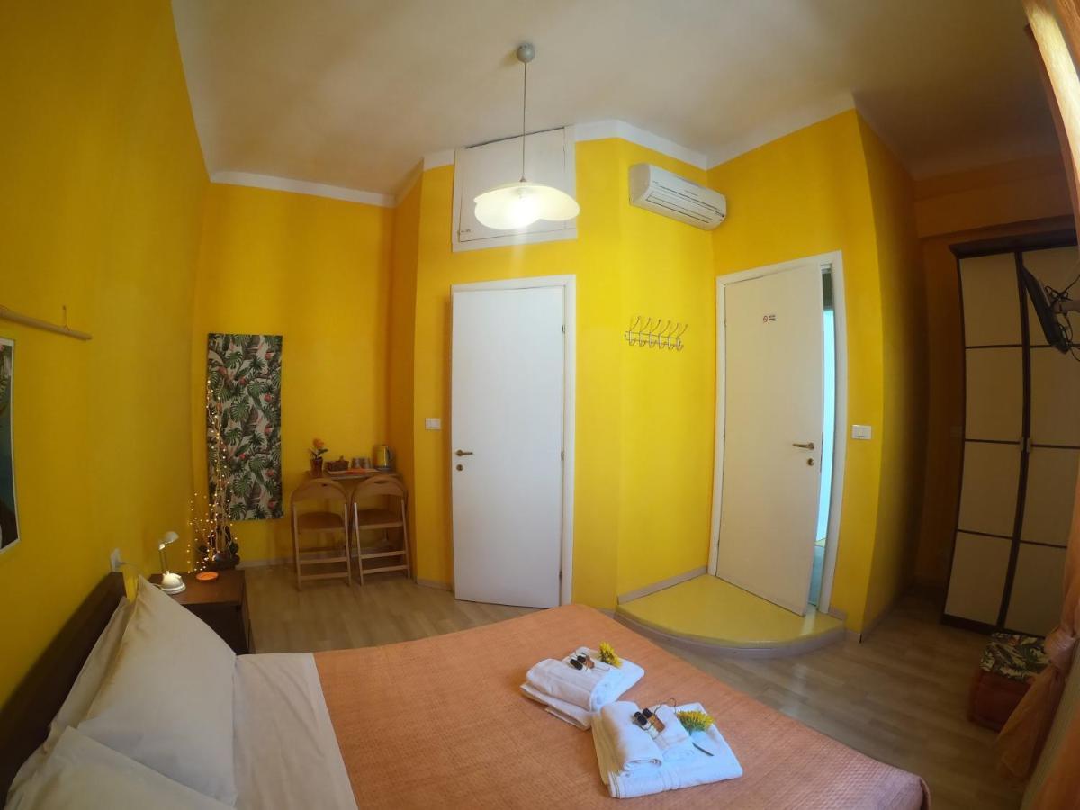 Valerie Hotel La Spezia Buitenkant foto