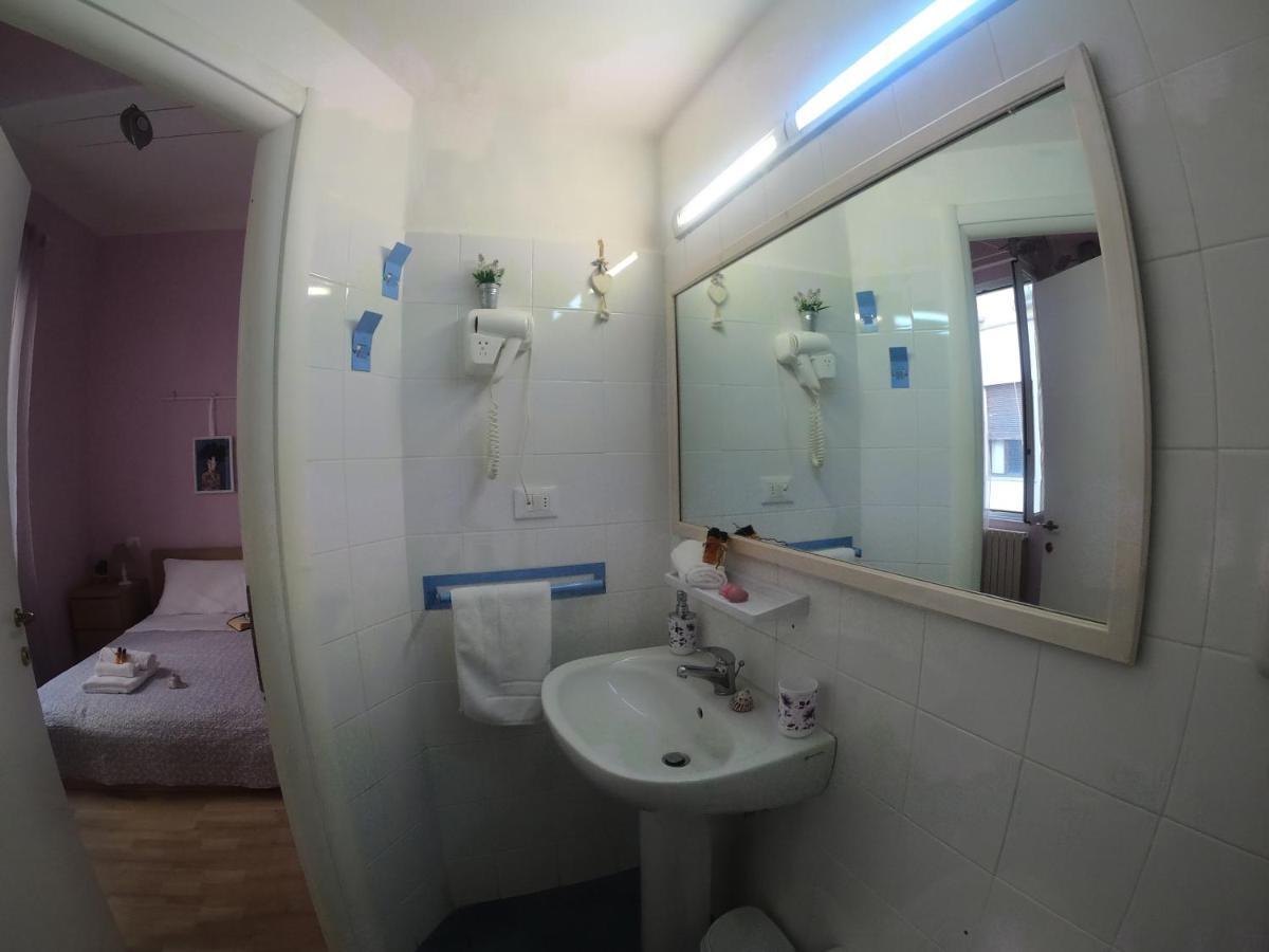 Valerie Hotel La Spezia Buitenkant foto